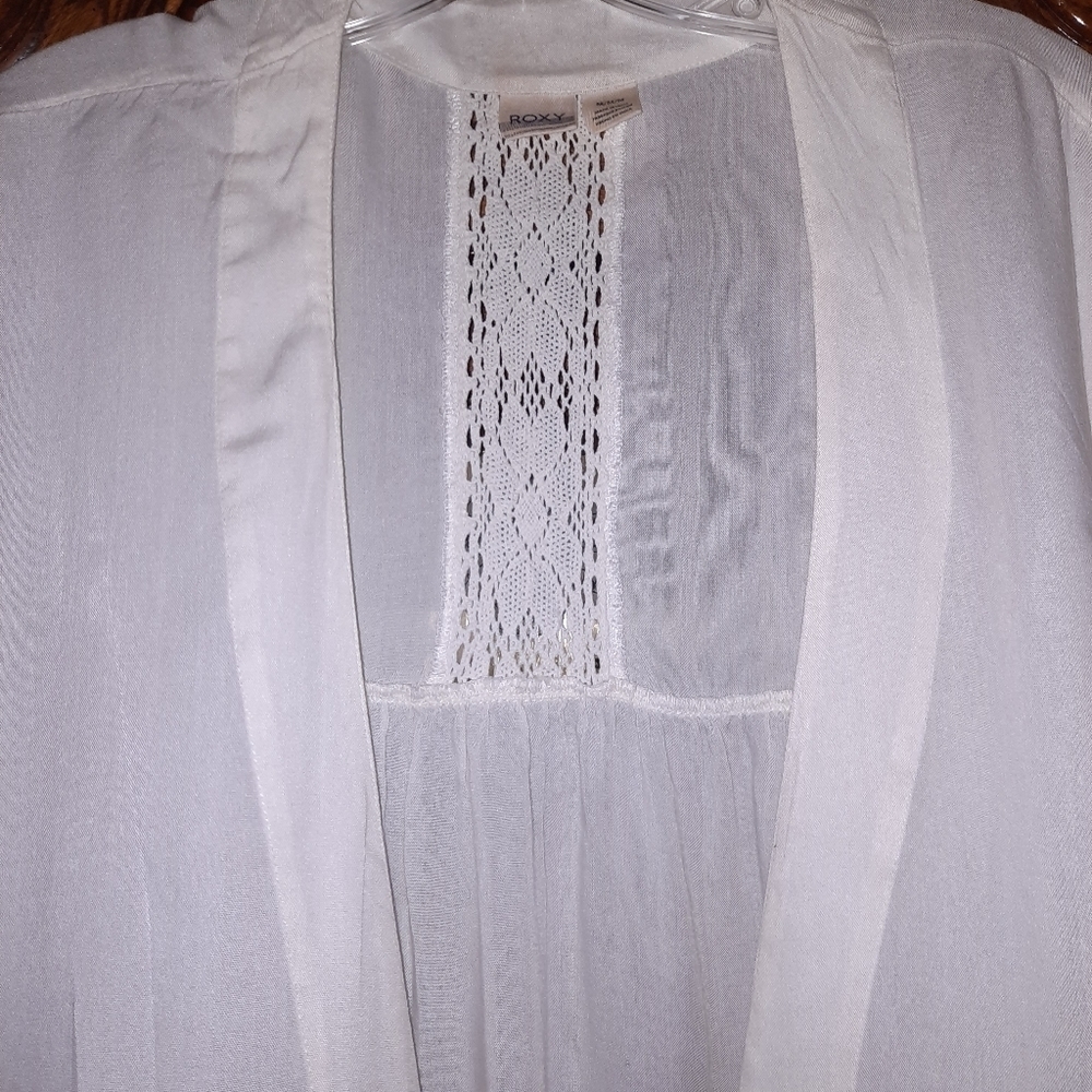 Roxy Women's Sheer Over-the-top Shirt - Picture 4 of 5